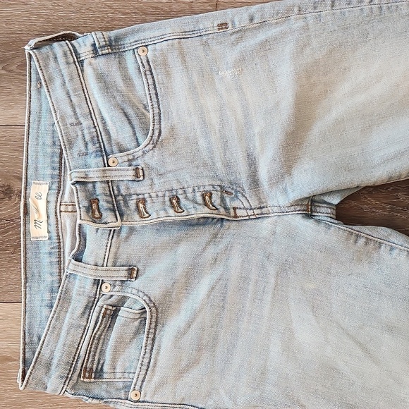 Madewell Distress Jeans - Picture 3 of 9